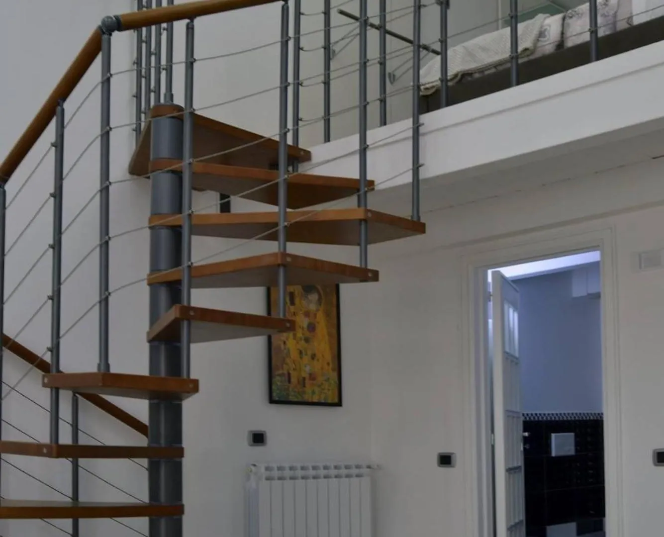 Napoli Centro, Dm Luxury Apartments